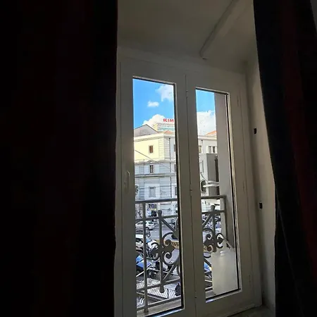 House Corso Umberto & Comfort By Loveinthetravel 게스트하우스