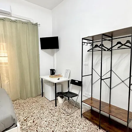 House Corso Umberto & Comfort By Loveinthetravel 게스트하우스