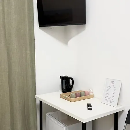 House Corso Umberto & Comfort By Loveinthetravel 게스트하우스 4*