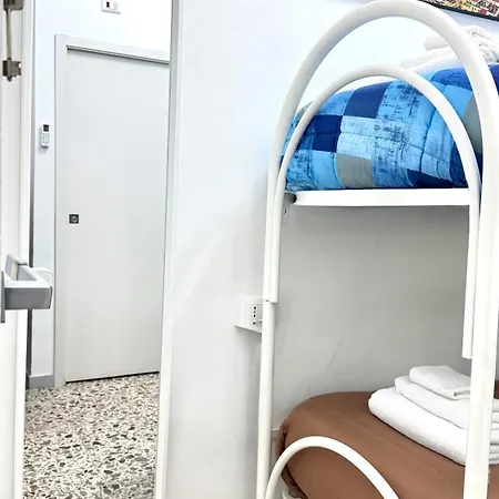 House Corso Umberto & Comfort By Loveinthetravel 4* 나폴리