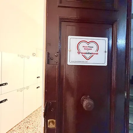 House Corso Umberto & Comfort By Loveinthetravel 4* 나폴리